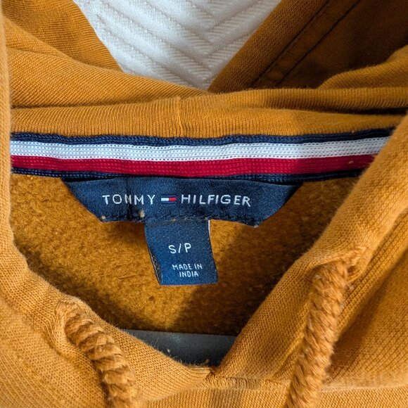 Tommy Hilfiger Mustard Goldenrod Crest Logo Hoodie Small Embroidered Emblem - Picture 7 of 10
